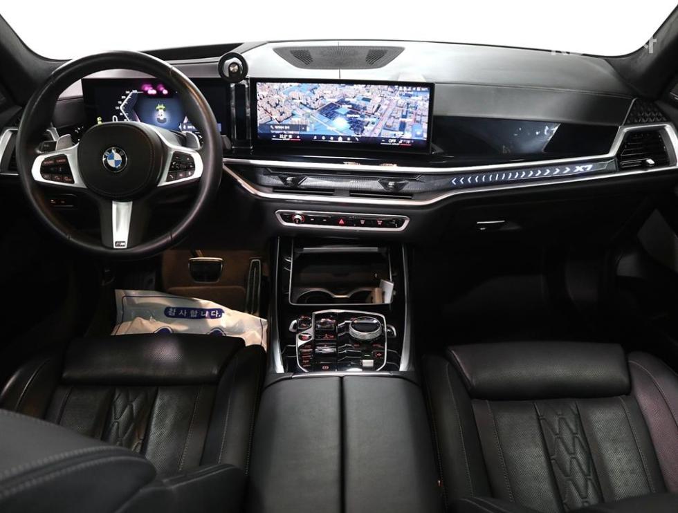 BMW X7 — miniaturë 5