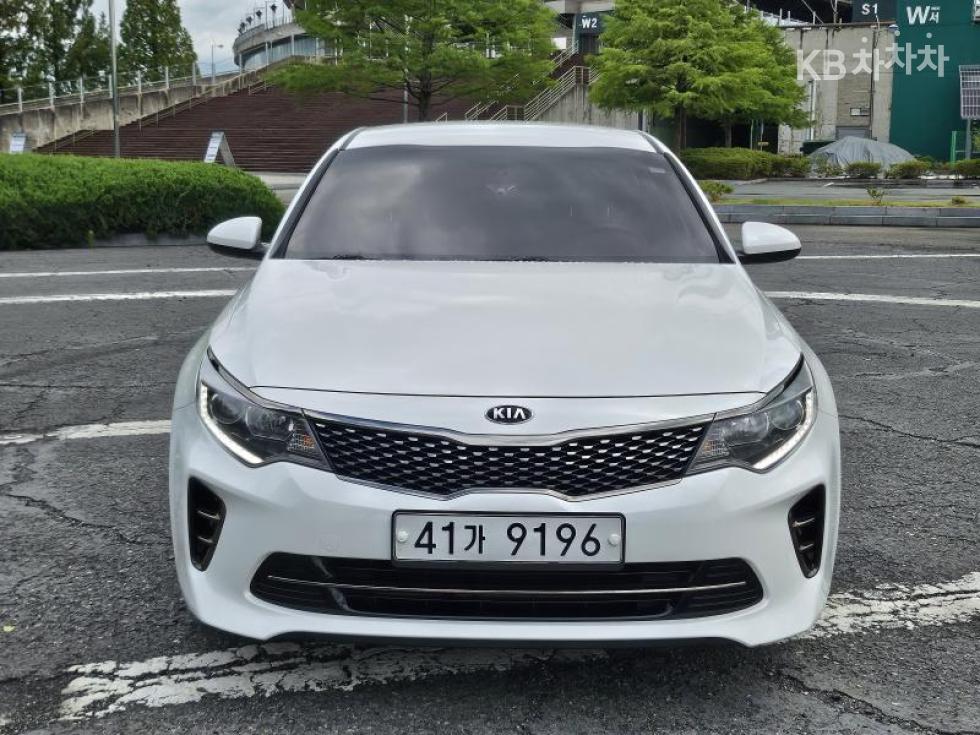 Kia K5 — miniaturë 8