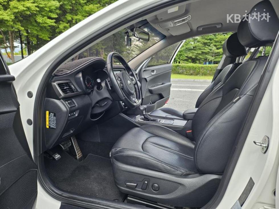 Kia K5 — miniaturë 9