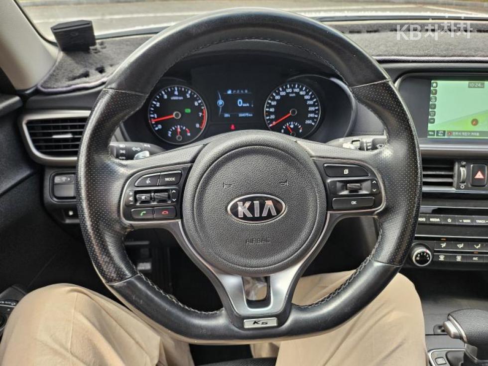 Kia K5 — miniaturë 15