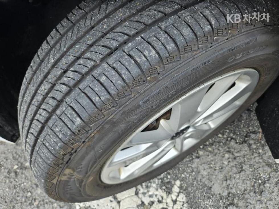 Kia K5 — miniaturë 20