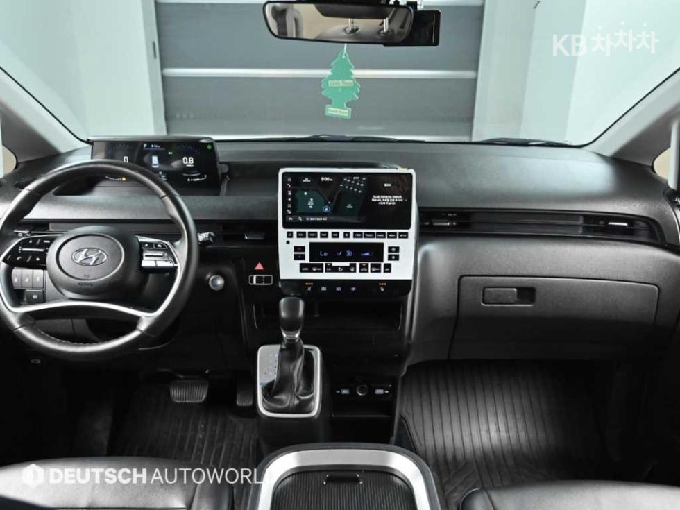 Hyundai Staria — miniaturë 7