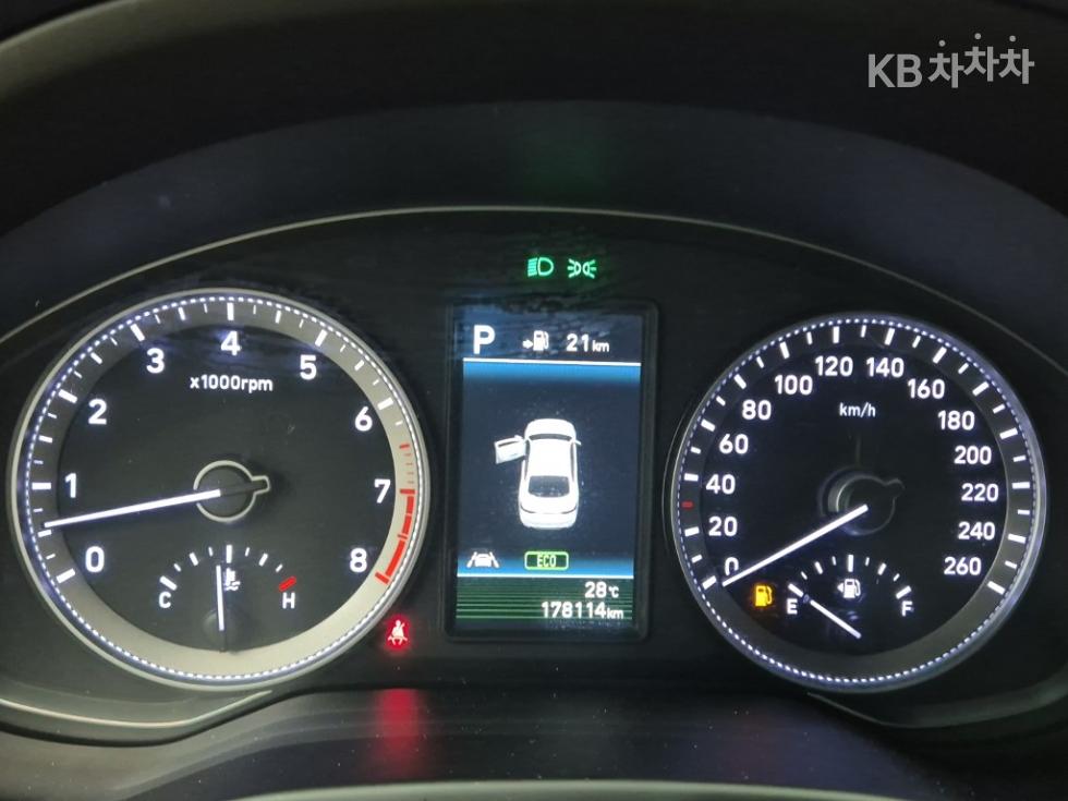 Hyundai Grandeur — miniaturë 6