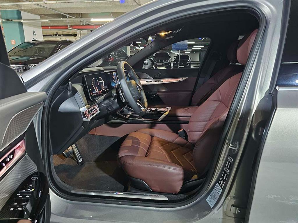 BMW 7er — miniaturë 6