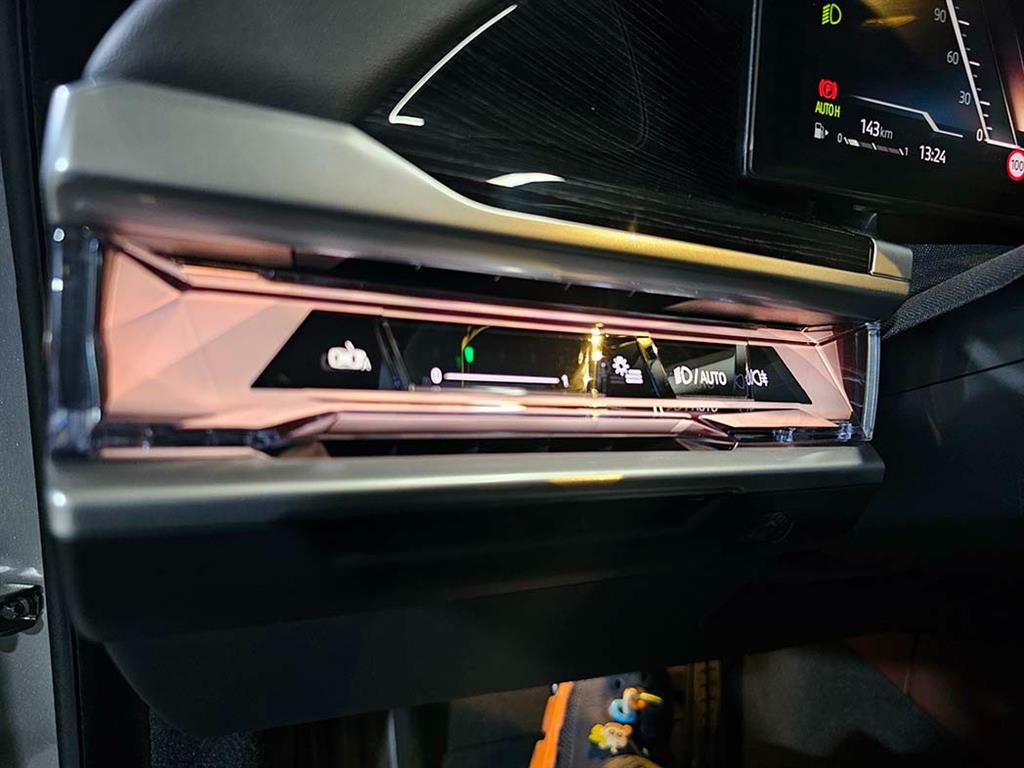 BMW 7er — miniaturë 10