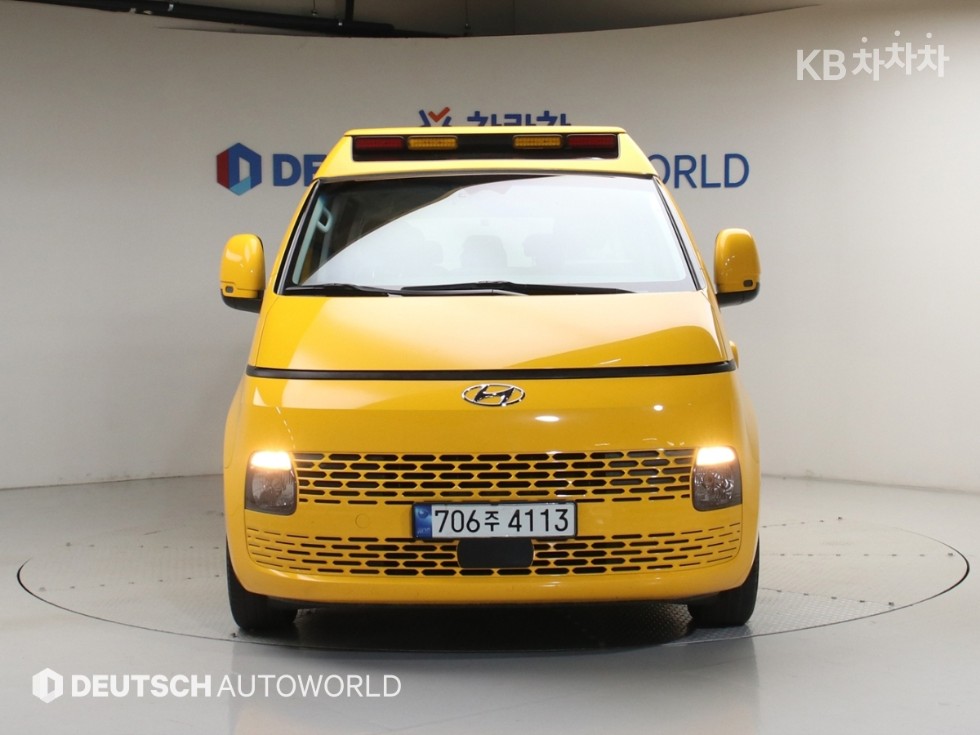 Hyundai Staria — miniaturë 3