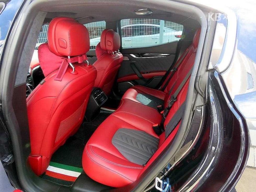 Maserati Ghibli — miniaturë 6