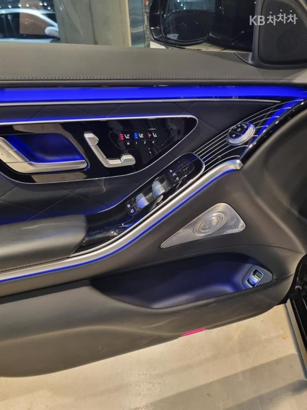 Mercedes-Benz S-klasse — miniaturë 5