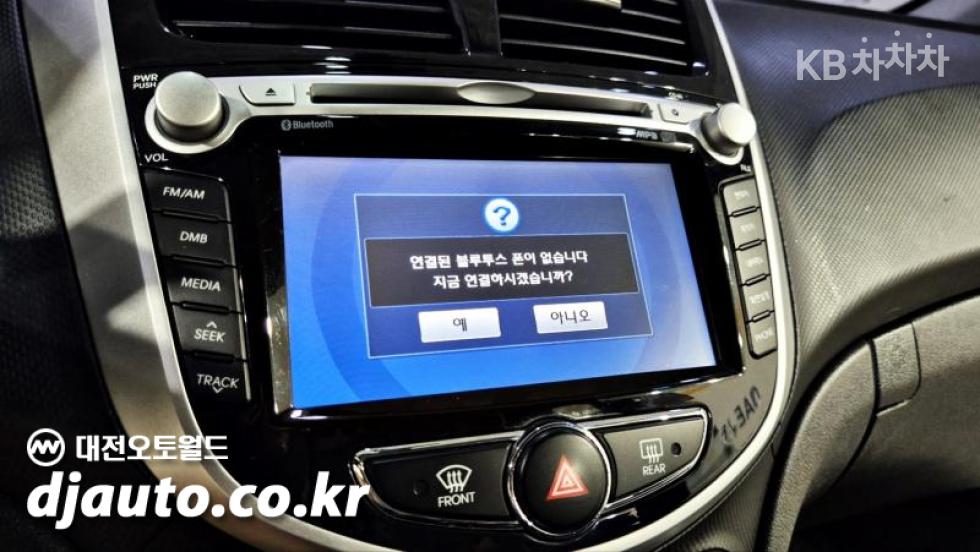 Hyundai Accent — miniaturë 10