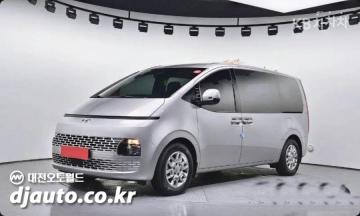 Hyundai Staria 2.2 투어러 11 — foto 1