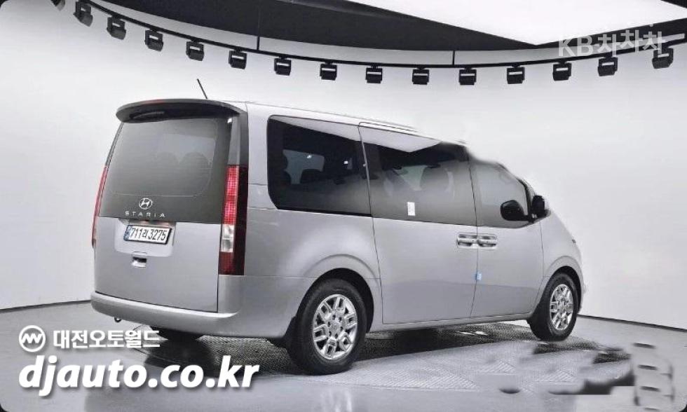 Hyundai Staria — miniaturë 2