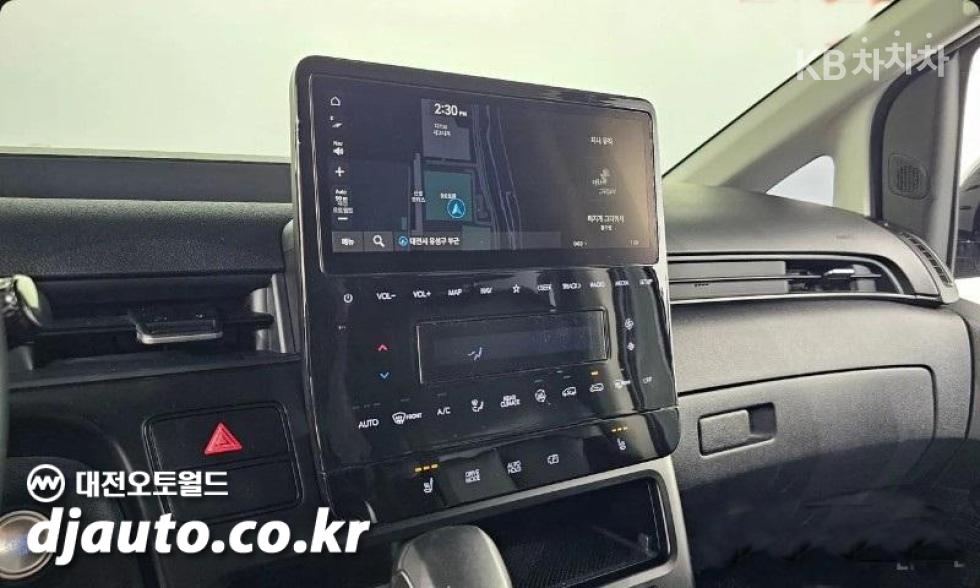Hyundai Staria — miniaturë 12