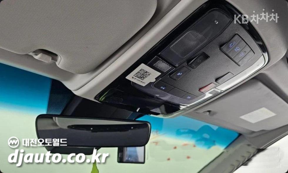 Hyundai Staria — miniaturë 17