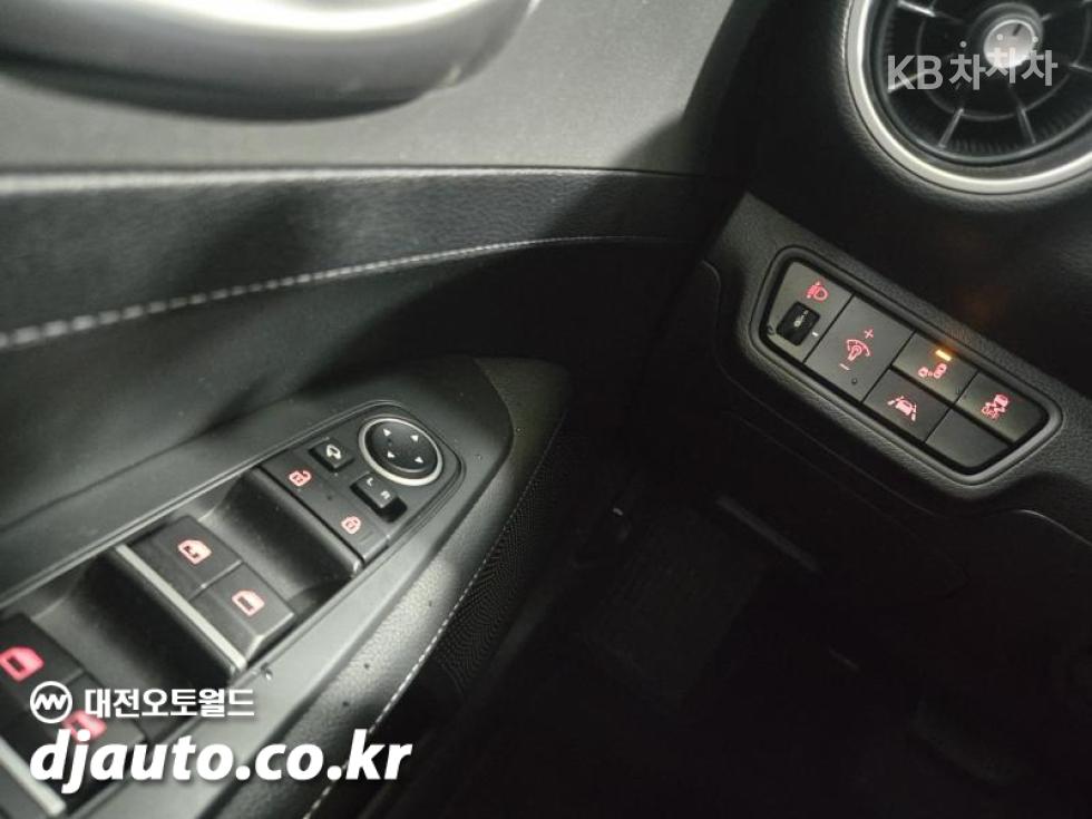 Kia K3 — miniaturë 12