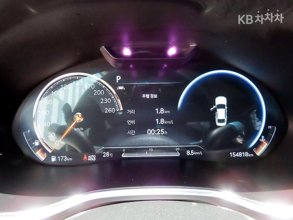 Genesis G80 — miniaturë 9