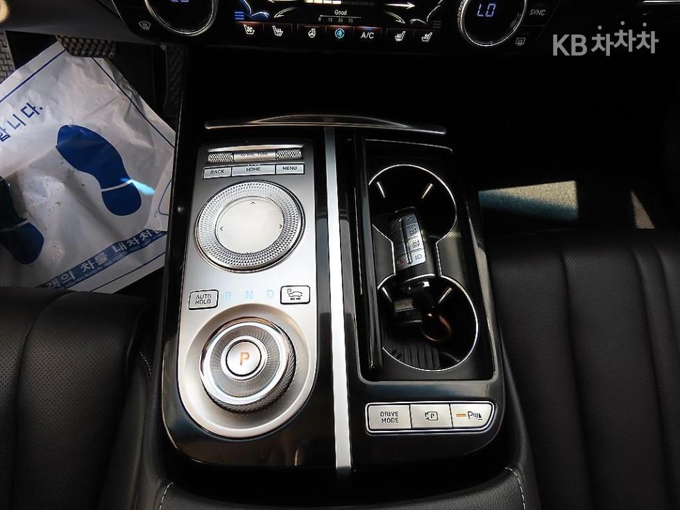 Genesis G80 — miniaturë 11