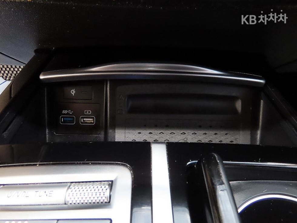 Genesis G80 — miniaturë 16
