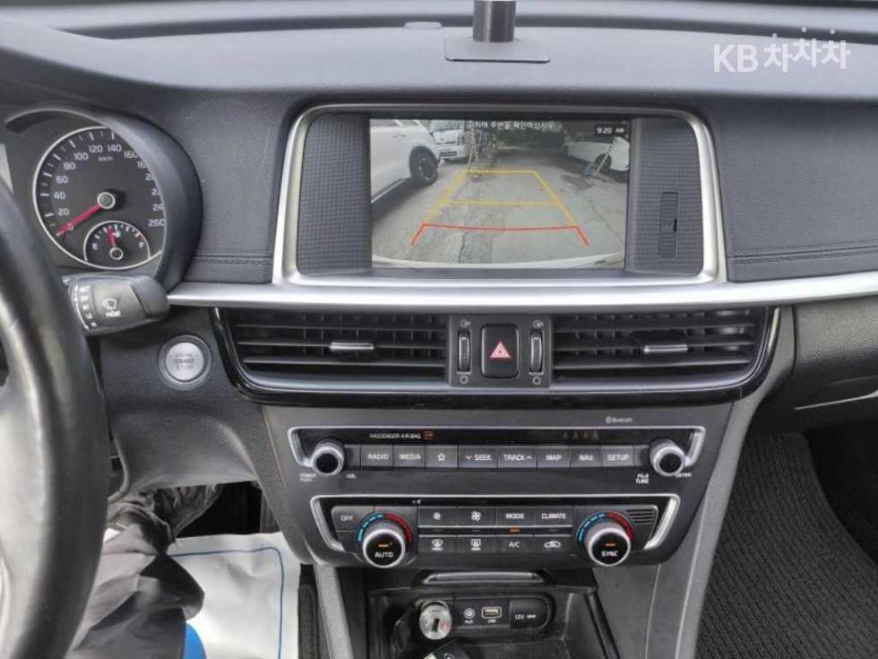Kia K5 — miniaturë 10