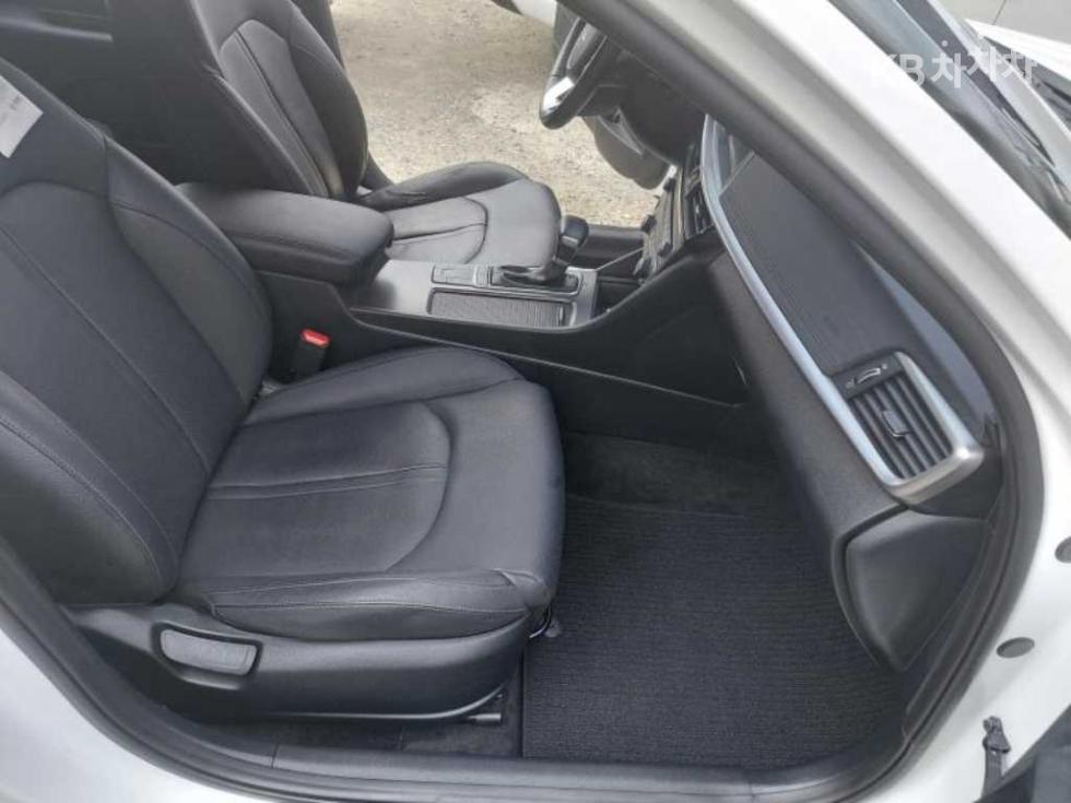 Kia K5 — miniaturë 14