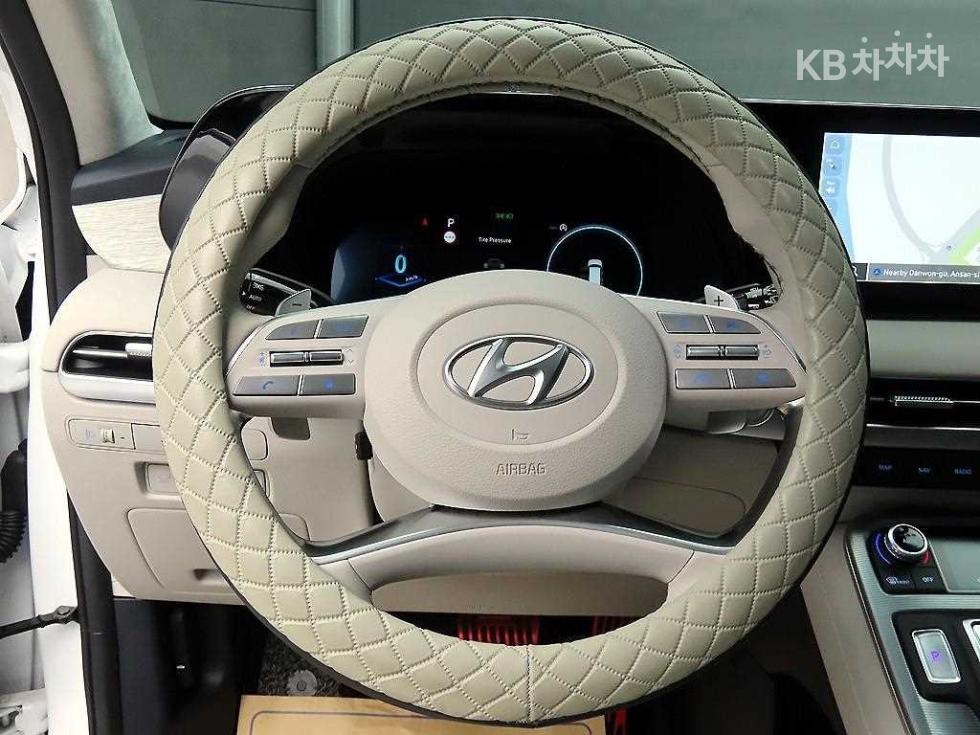 2023 Hyundai Used Car photo