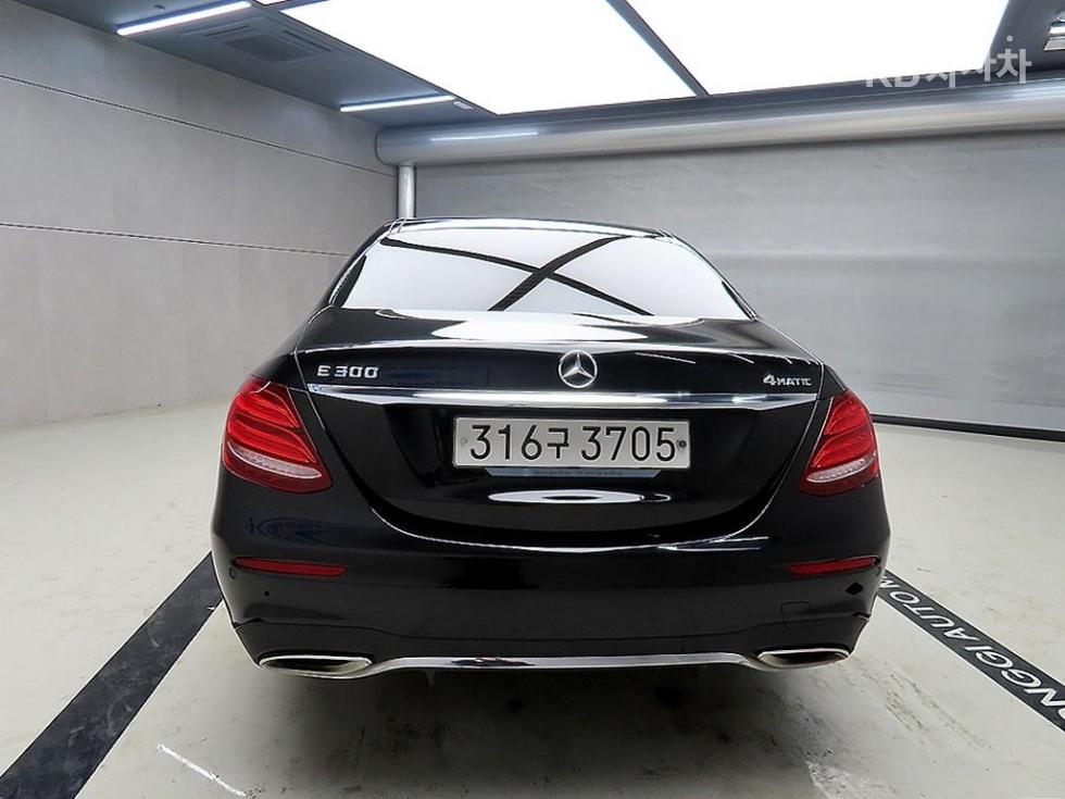 2020 Mercedes-Benz E (W213) photo
