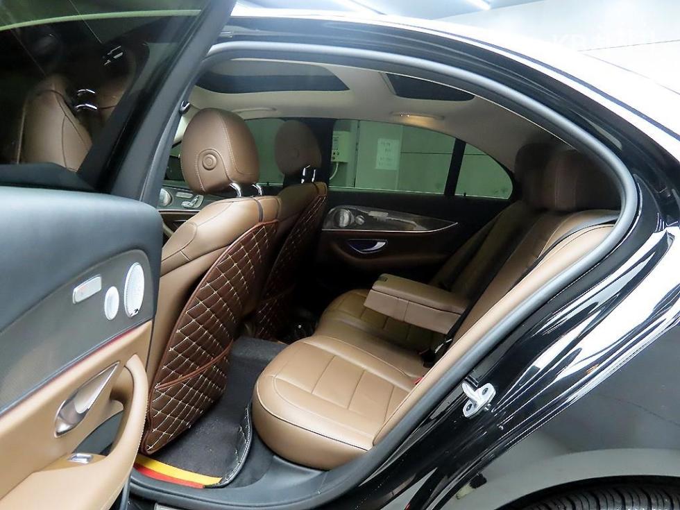 2020 Mercedes-Benz E (W213) photo