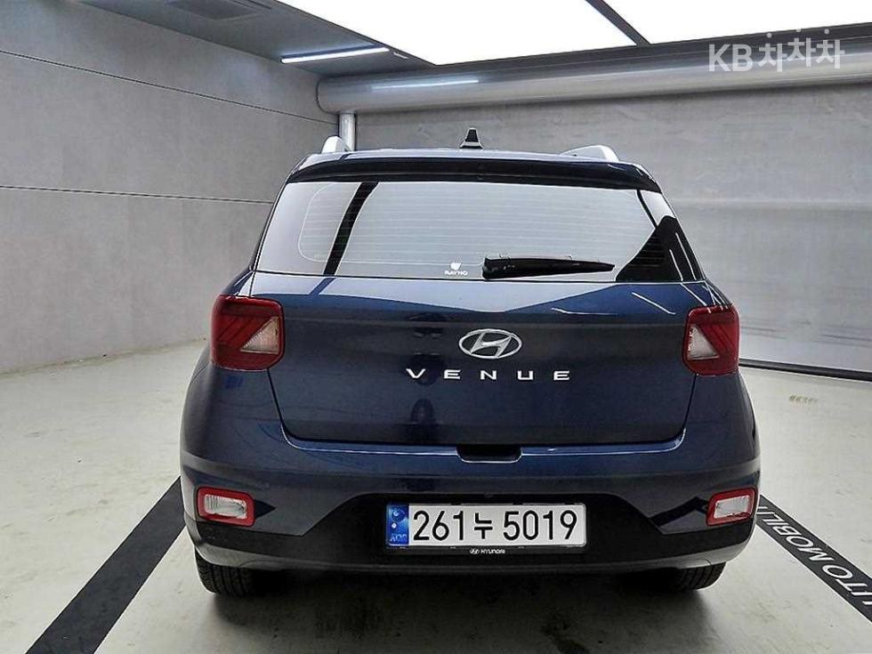 2023 Hyundai Used Car photo