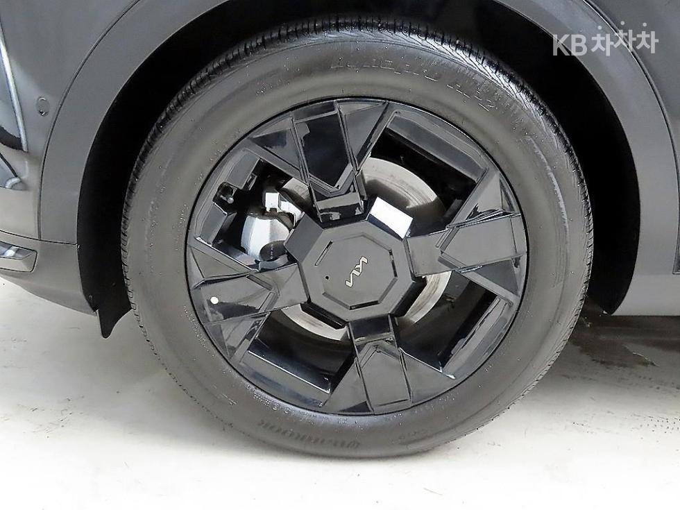 2025 Kia Used Car photo