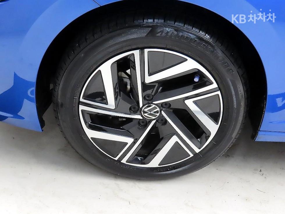 2024 Volkswagen (7) photo