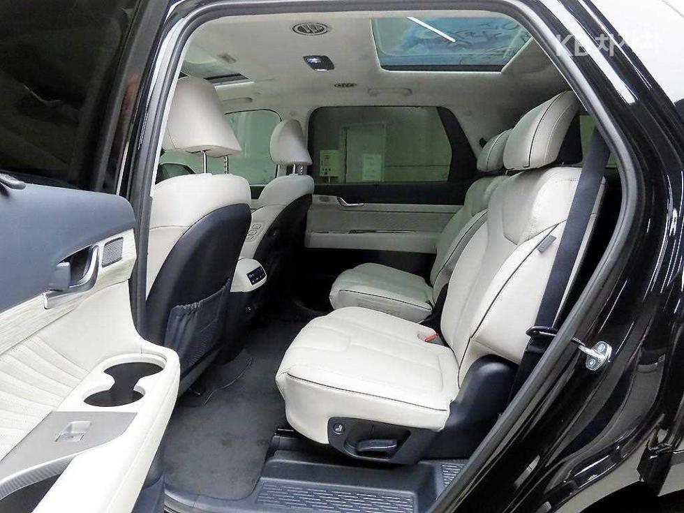 2025 Hyundai Used Car photo