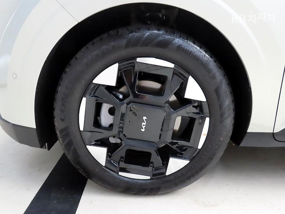 Kia Carnival — miniaturë 19
