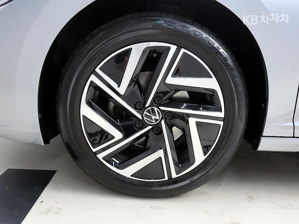 2024 Volkswagen (7) photo