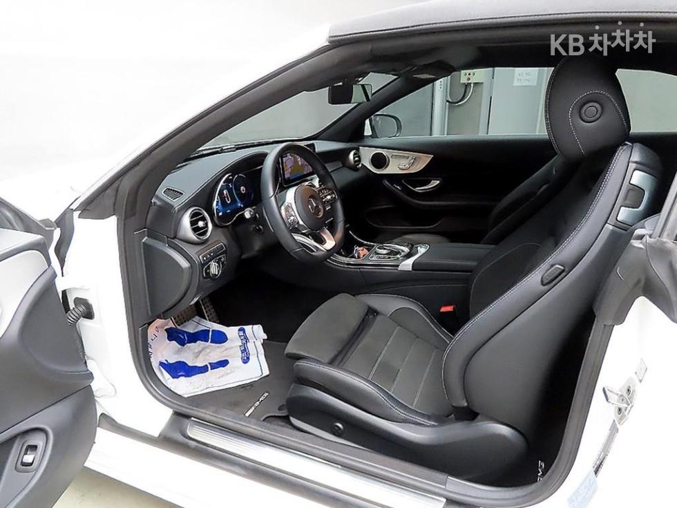 2022 Mercedes-Benz C photo