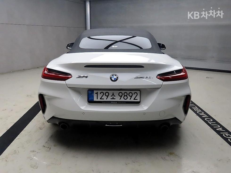 2025 BMW BMW Z4 photo