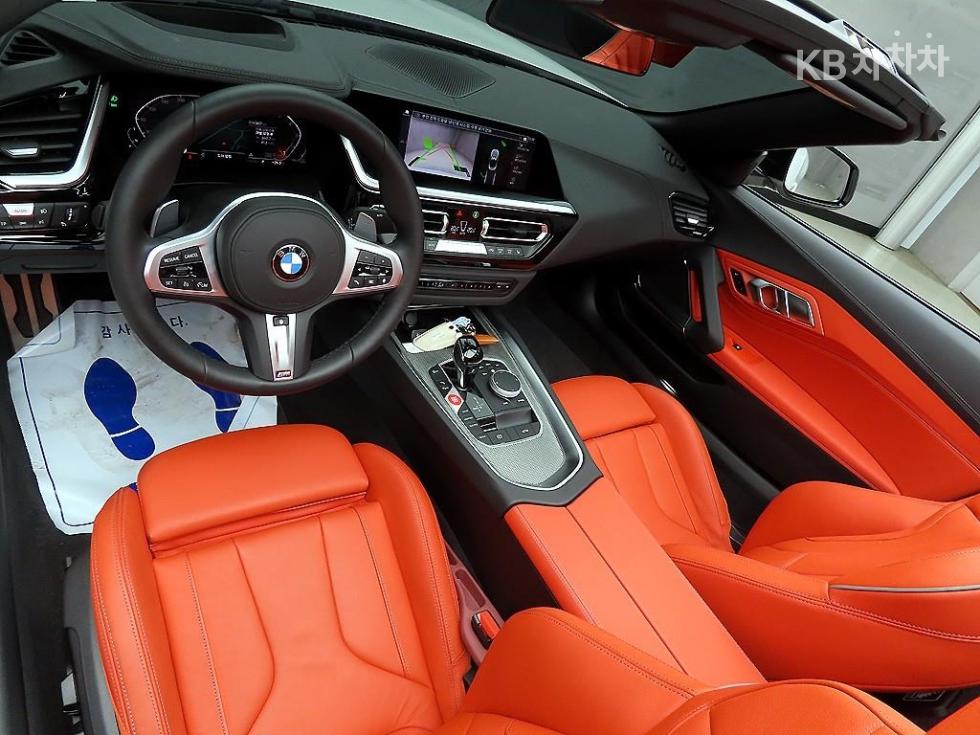 2025 BMW BMW Z4 photo
