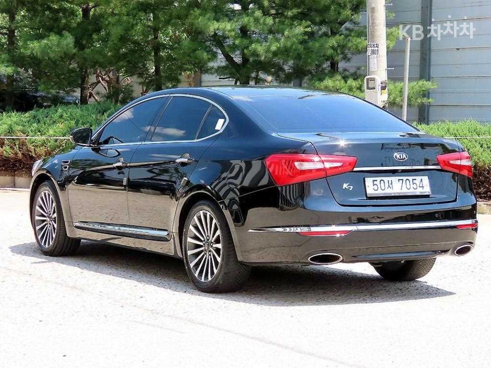 Kia K7 — miniaturë 3