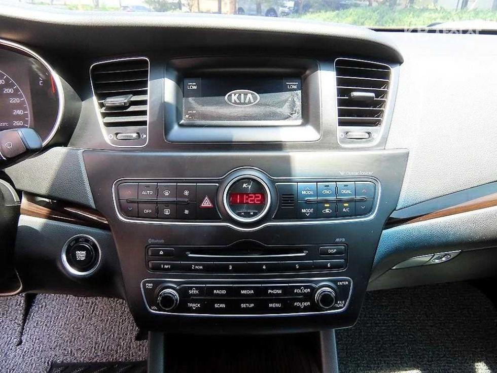Kia K7 — miniaturë 13