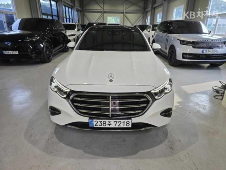 Mercedes-Benz E-klasse E450 4MATIC — foto 1