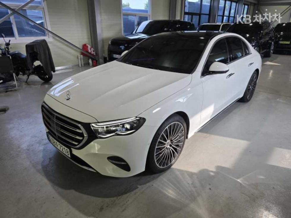 Mercedes-Benz E-klasse — miniaturë 2