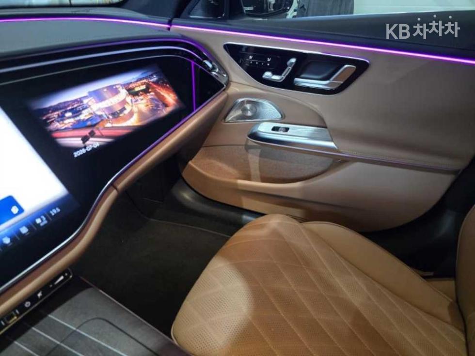 Mercedes-Benz E-klasse — miniaturë 9