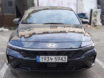 Hyundai Avante 1.6 — foto 1