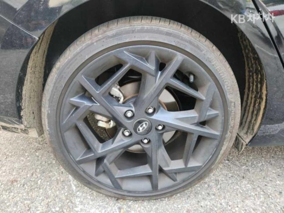 Hyundai Avante — miniaturë 6