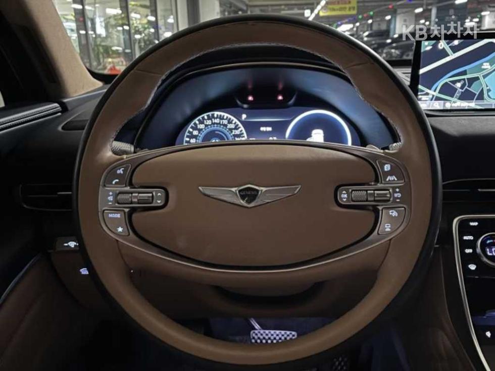 2022 Genesis GV80 photo