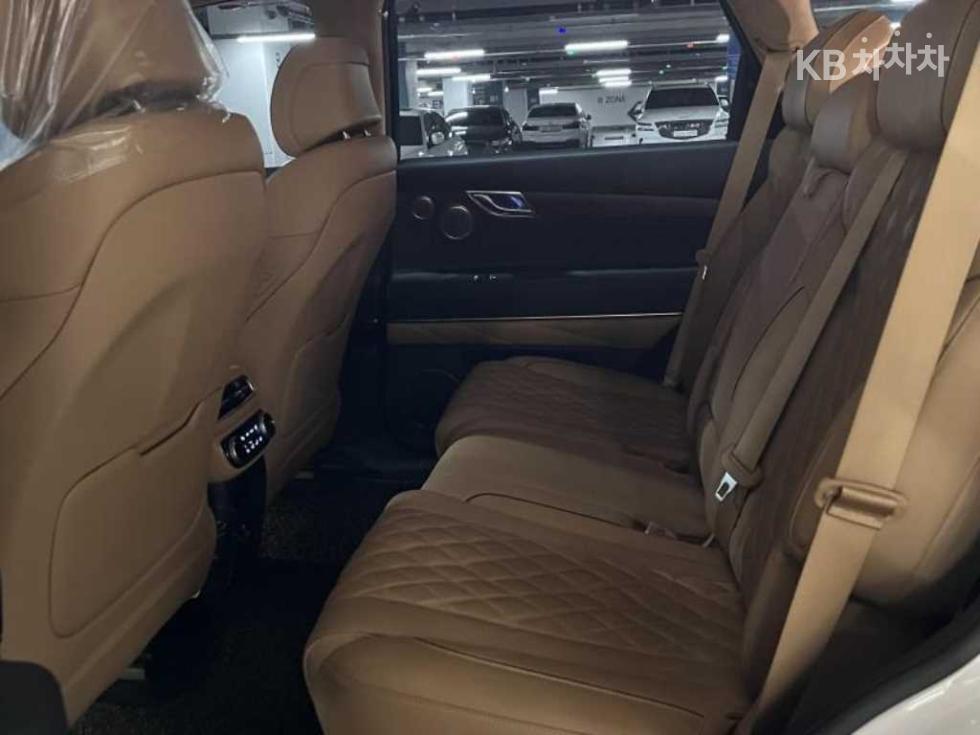 2022 Genesis GV80 photo