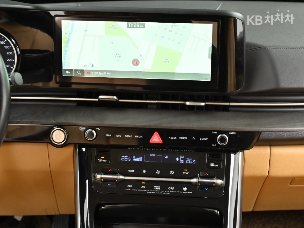 Kia Carnival — miniaturë 14