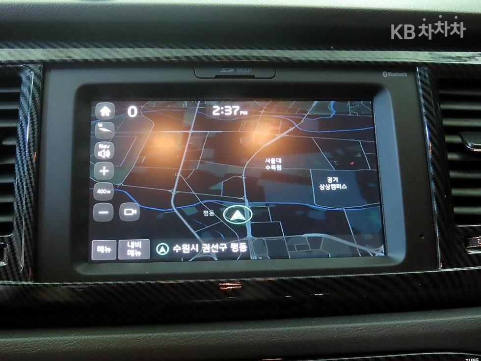 Kia Carnival — miniaturë 14