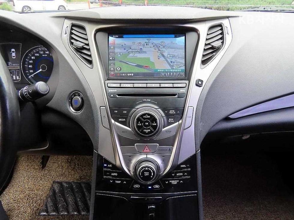 Hyundai Grandeur — miniaturë 13