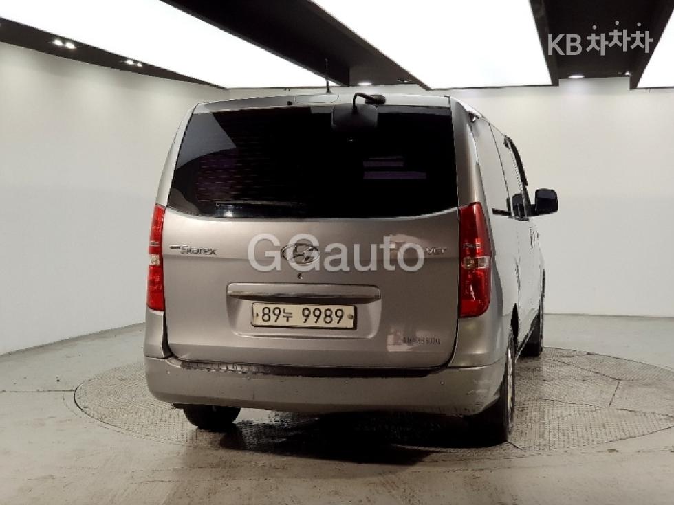 Hyundai Starex — miniaturë 3