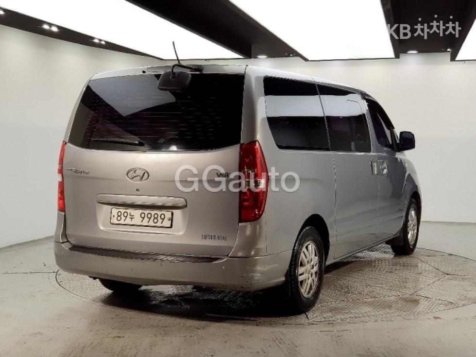 Hyundai Starex — miniaturë 4