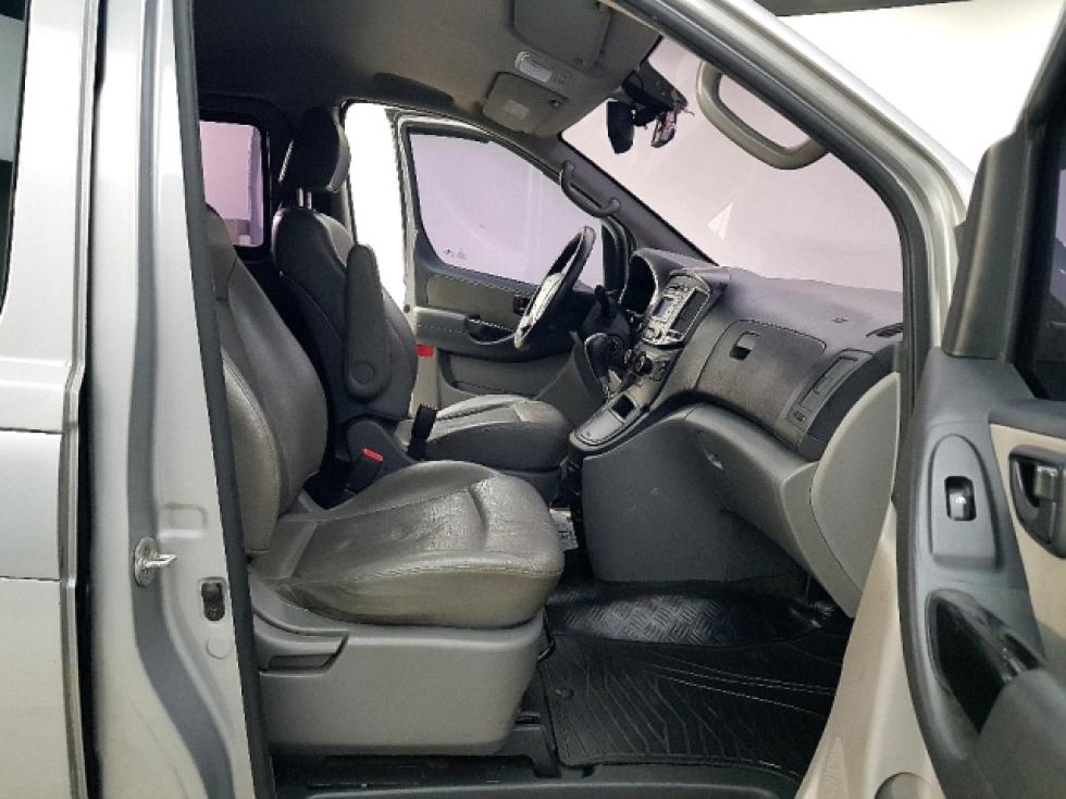 Hyundai Starex — miniaturë 16